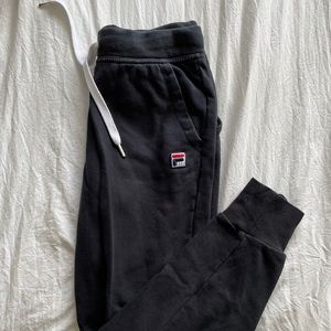 Fila joggers